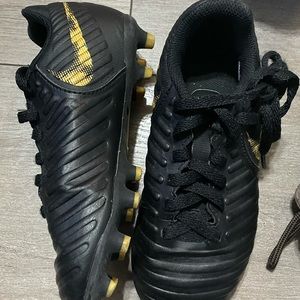 Boy Soccer Cleats LIKE NEW